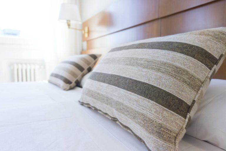 Czym powinien charakteryzować się dobry pokój hotelowy?