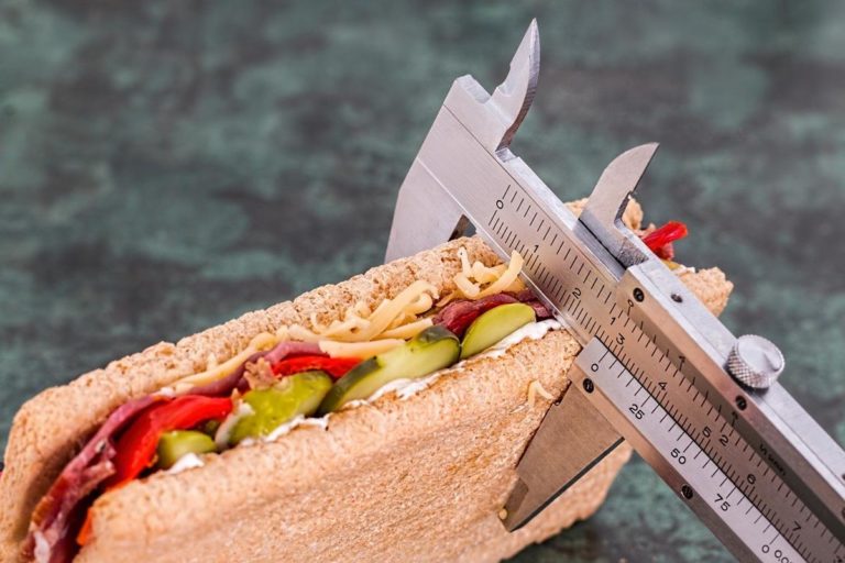 Co powiecie na elektronicznie opracowaną dla was dietę?