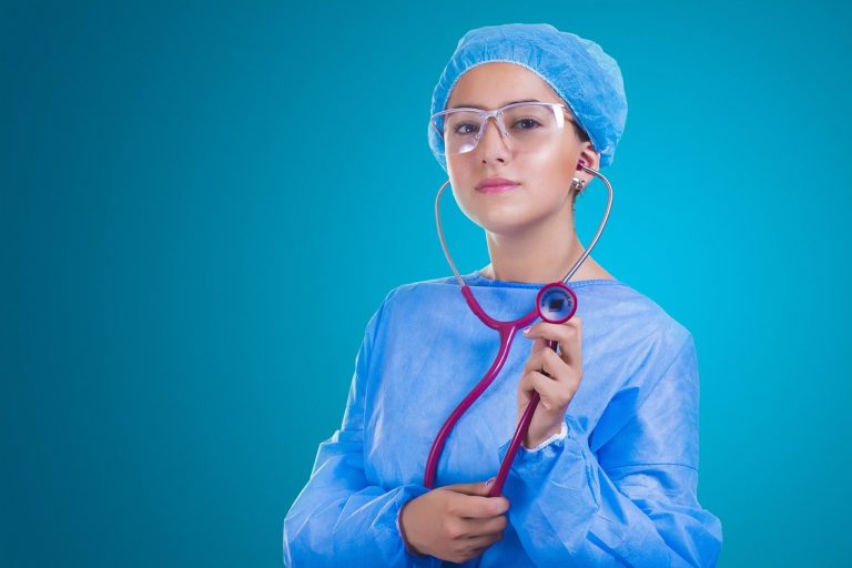 Operacja Wklęsłych Brodawek: Skuteczna Metoda Usuwania Niechcianych Zmian Skórnych