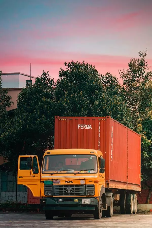 Wynajem chłodni w Truck Care: jakość, bezpieczeństwo i zrównoważony rozwój